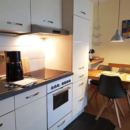 公寓 5 Im Strandhaus 洛布