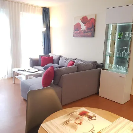 5 Im Strandhaus 公寓 洛布