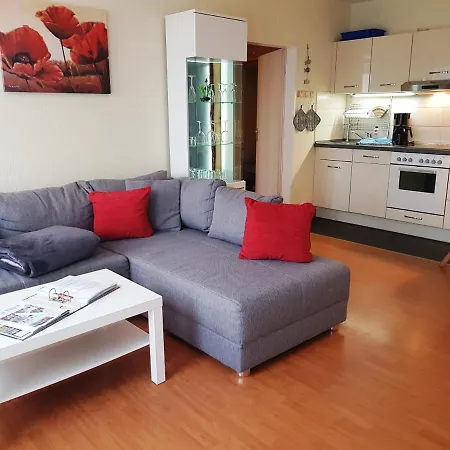 5 Im Strandhaus Lobbe
