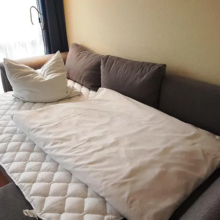 5 Im Strandhaus * 洛布